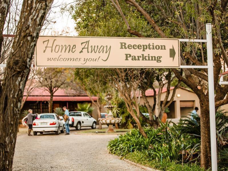 Butlers Crown Hotel Klerksdorp Ngoại thất bức ảnh